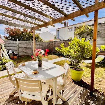 Spacious House In Near The Beaches Tatil Evi La Rochelle (Charente-Maritime)