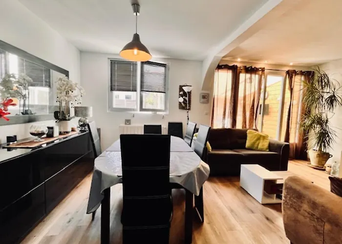 Spacious House In Near The Beaches Casa vacanze La Rochelle (Charente-Maritime)