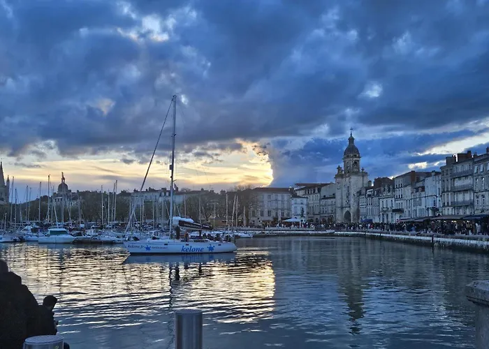 Spacious House In Near The Beaches Casa vacanze La Rochelle (Charente-Maritime)